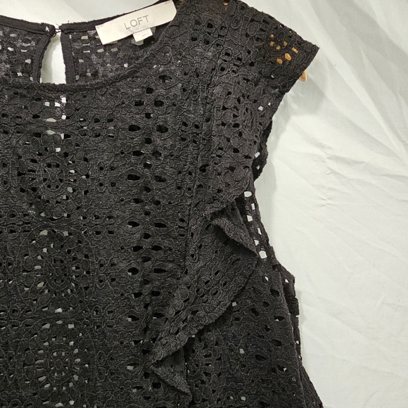 The Loft Black Lacy Top Size Large - Picture 4 of 6